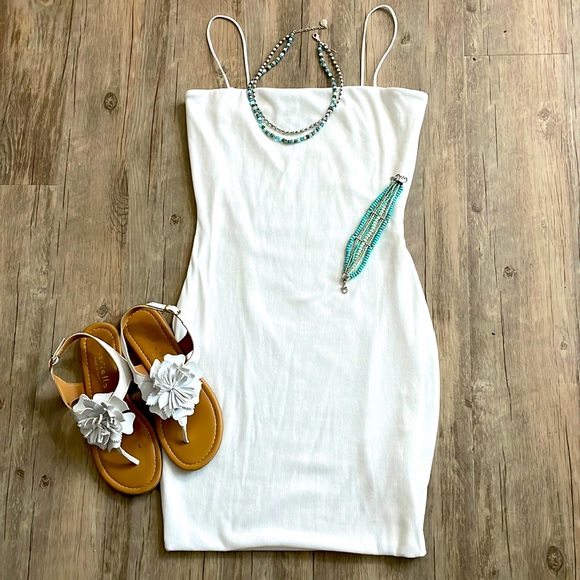 Papaya Dresses & Skirts - Papaya White Bodycon Dress